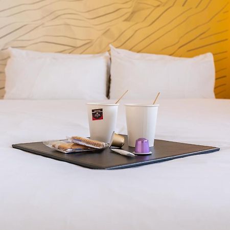 B&B HOTEL Nice Aéroport Arenas Esterno foto